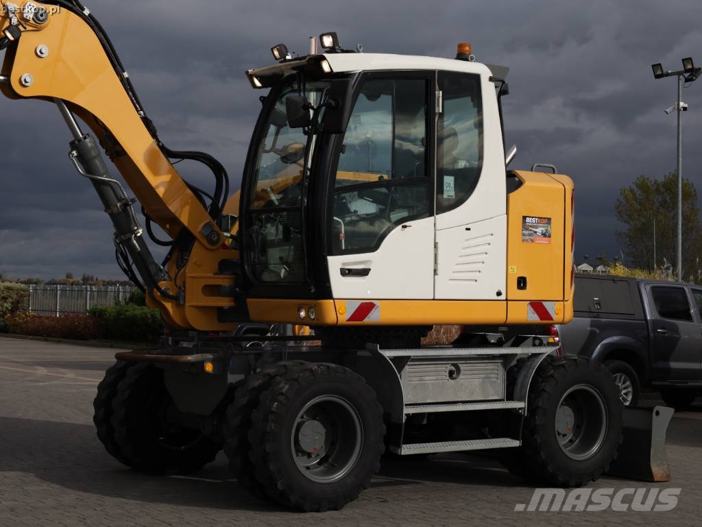 Liebherr A 910 Compact Bageri na kotačima