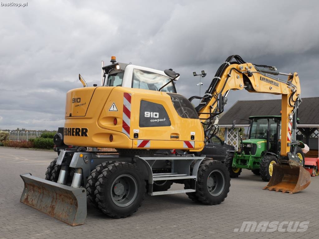 Liebherr A 910 Compact Bageri na kotačima