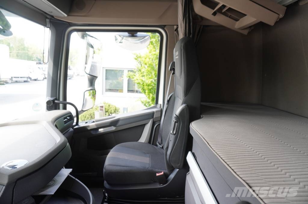 DAF XF 450 6x2 / KRONE 20 EPAL refrigerator / Carrier Isotermos y frigoríficos