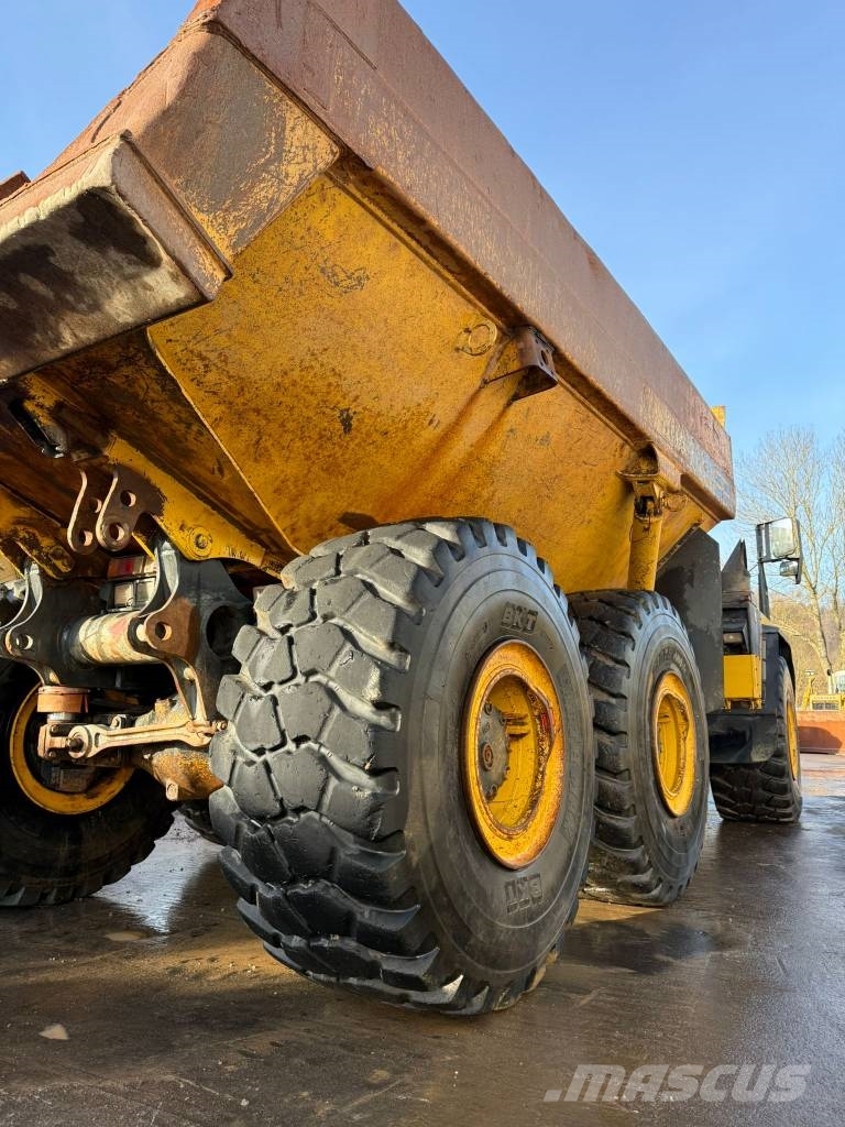 Komatsu HM 400-2 //BJ. 2008/15960H/Klima/6X6/ Camiones articulados
