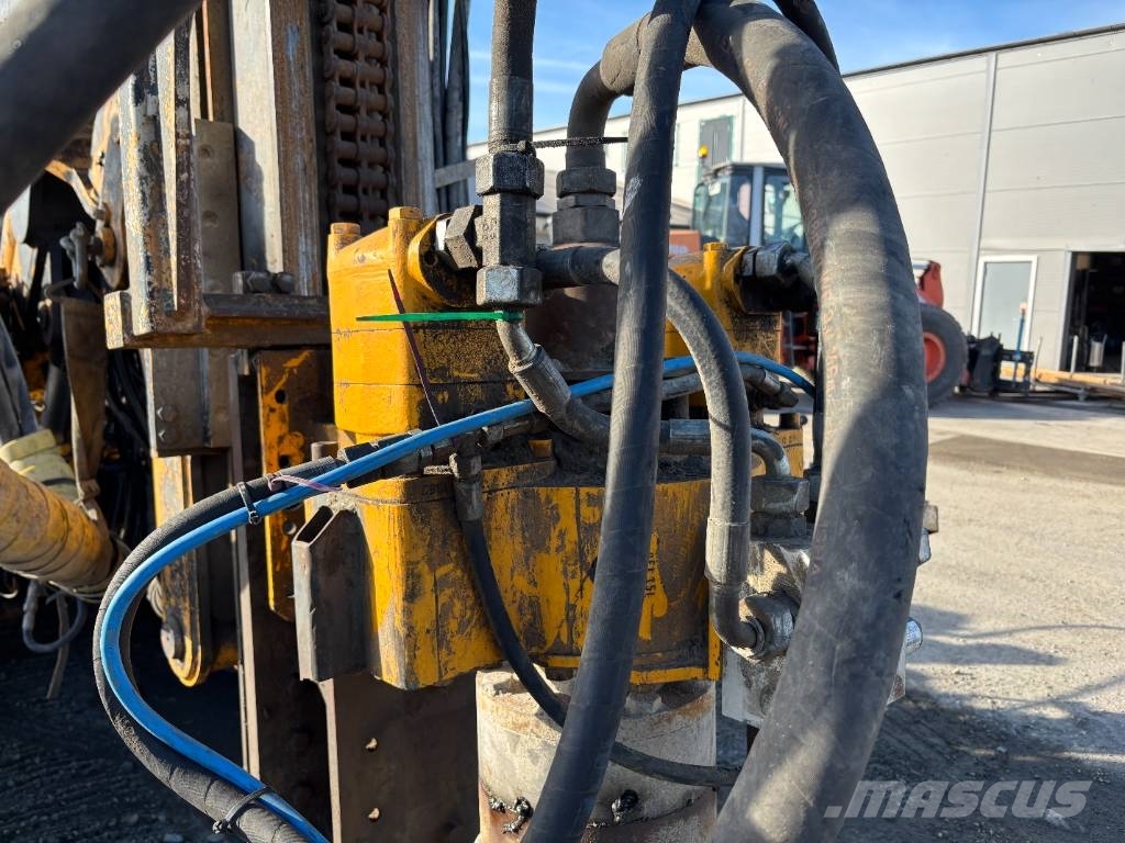 Klemm KR803-1 Pelle enfonce-pieux