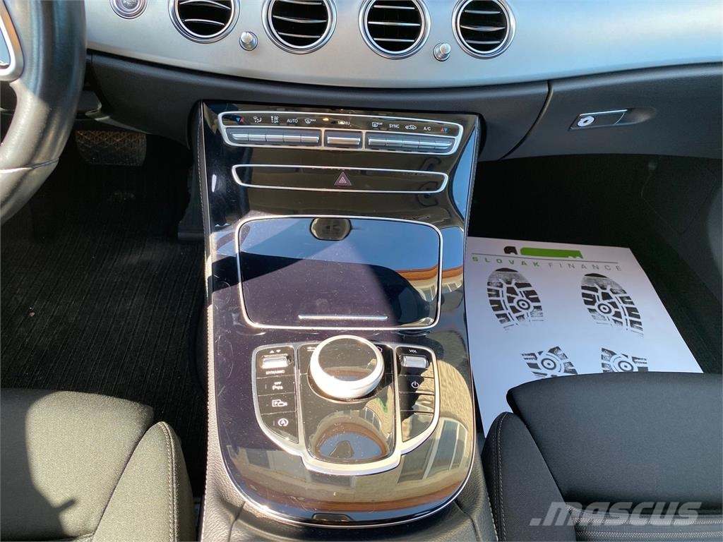 Mercedes-Benz E trieda VIN 277 Auto