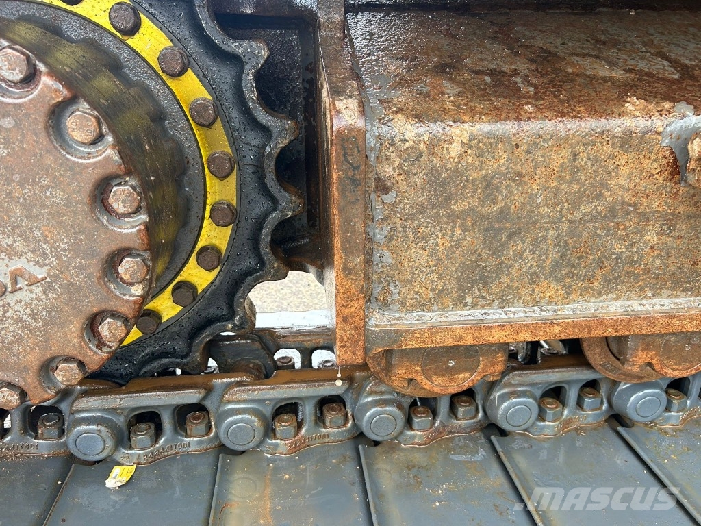 Volvo EC220 EL ( Rotational Piping / New Undercarriage ) 대형 굴삭기 29톤 이상
