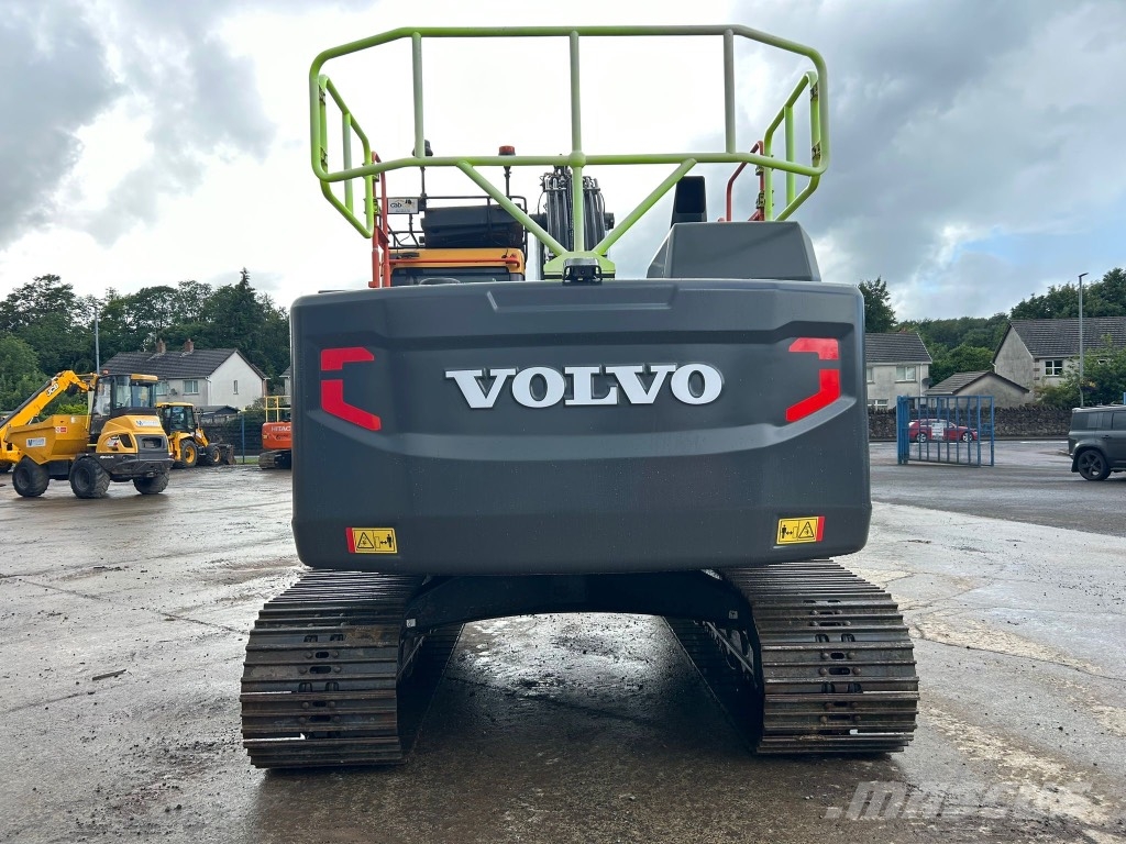 Volvo EC220 EL ( Rotational Piping / New Undercarriage ) 대형 굴삭기 29톤 이상