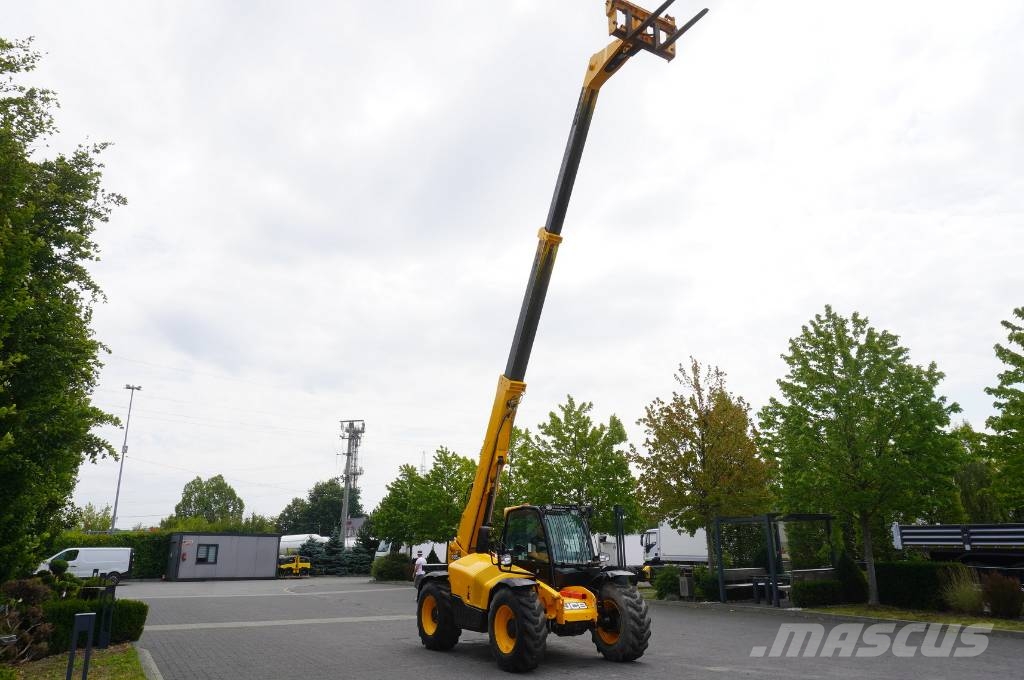JCB 535-95 / 3.5 T / range 9.5 m / joystick / 2021 رافعة تلسكوبية