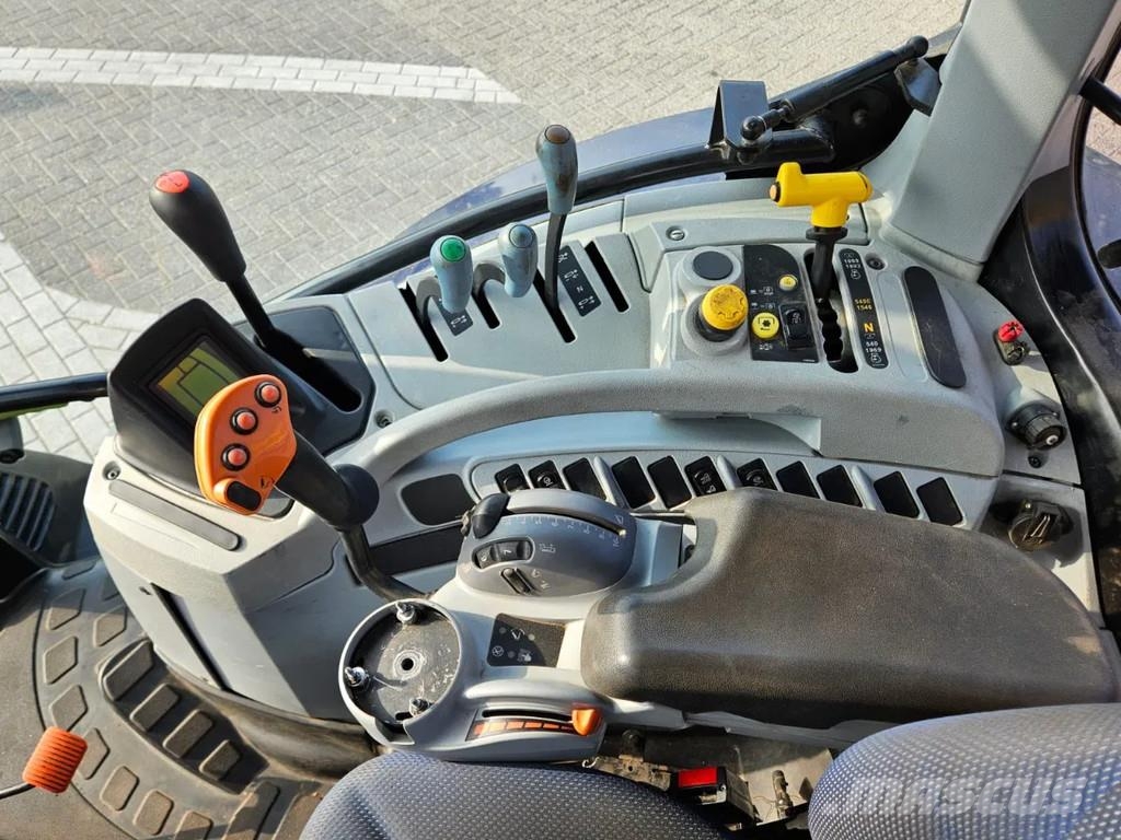 New Holland T6.125S Electro command Traktorid
