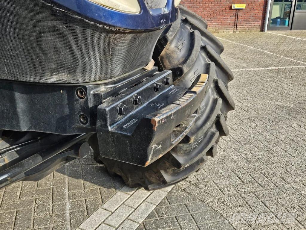 New Holland T6.125S Electro command Traktorid
