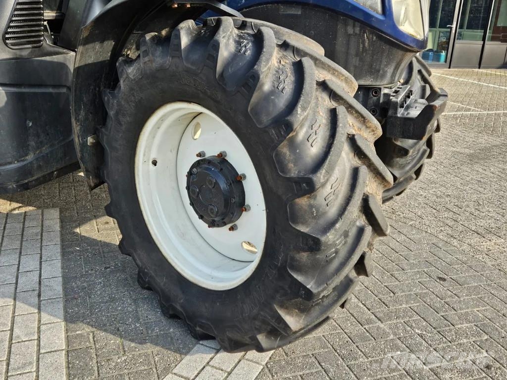 New Holland T6.125S Electro command Traktorid