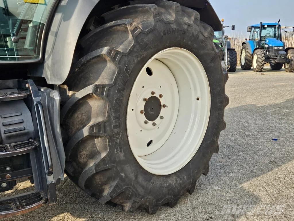 New Holland T6.125S Electro command Traktorid