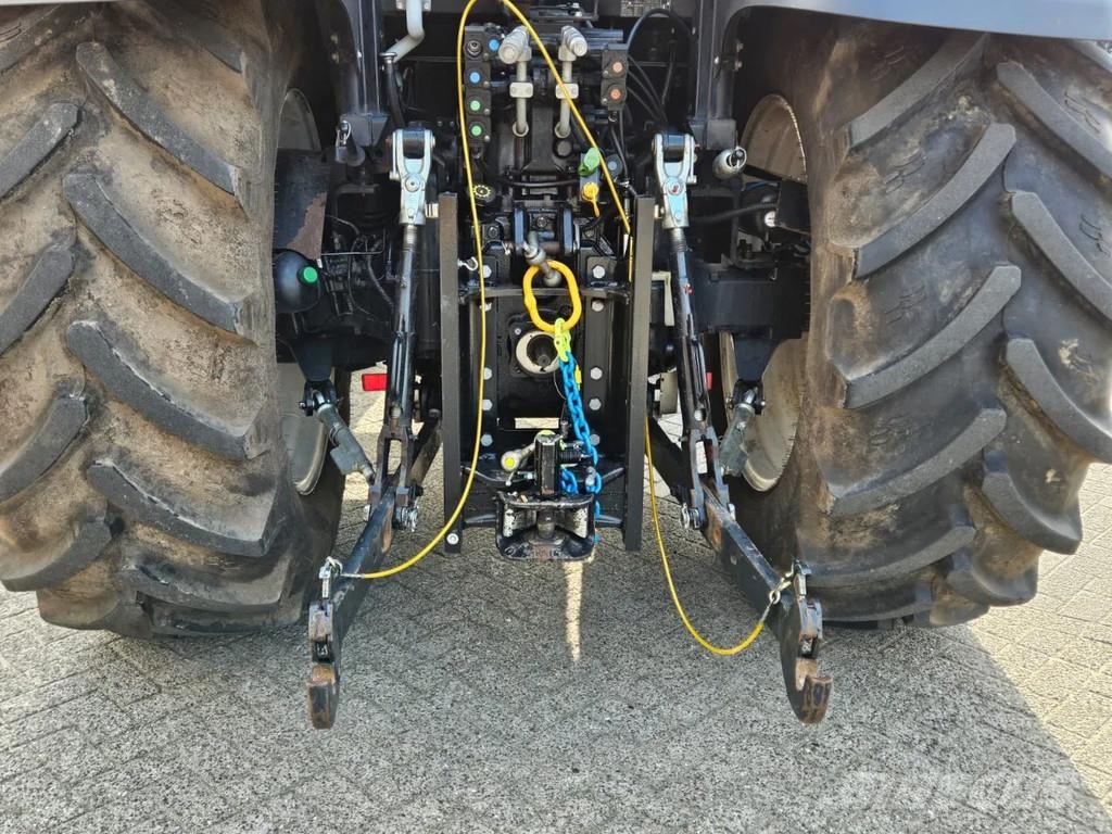 New Holland T6.125S Electro command Traktorid