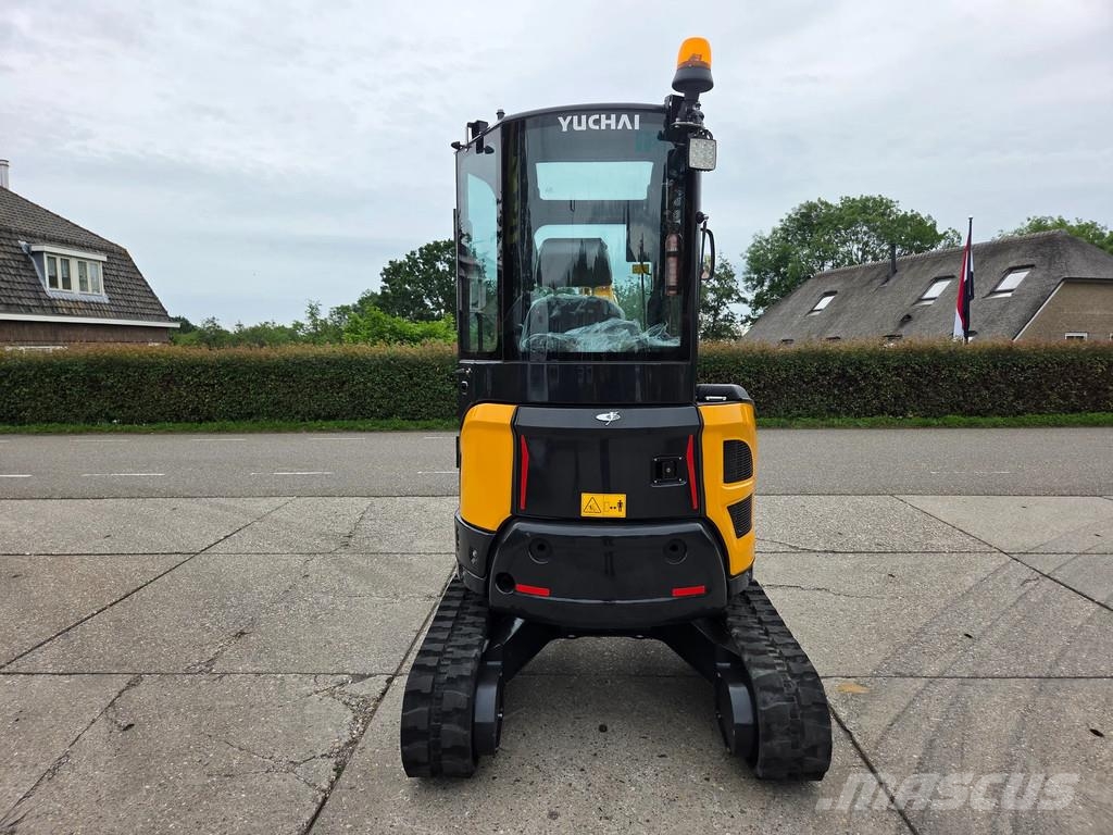 Yuchaï U27 DEMOMODEL IN NIEUWSTAAT! Minigraafmachines < 7t