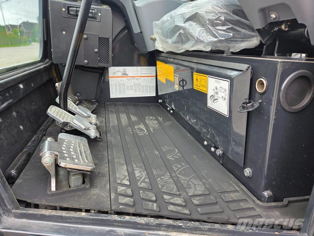Yuchaï U27 DEMOMODEL IN NIEUWSTAAT! Minigraafmachines < 7t