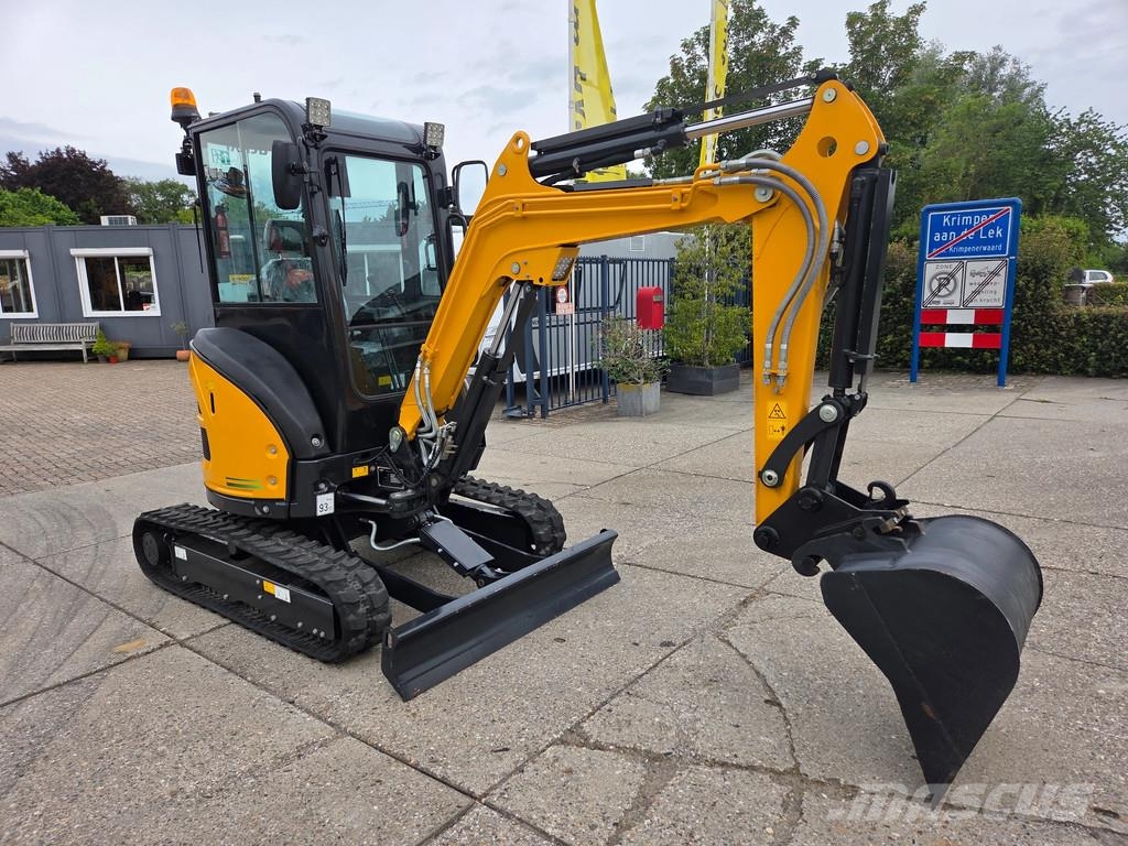 Yuchaï U27 DEMOMODEL IN NIEUWSTAAT! Minigraafmachines < 7t