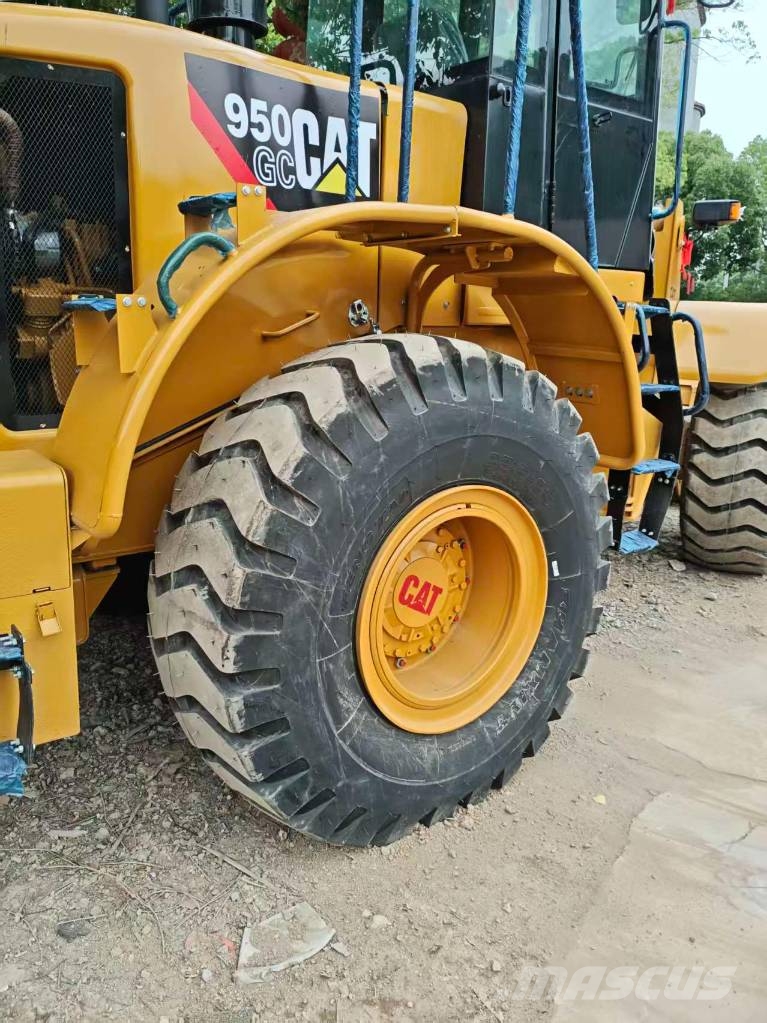CAT 950 GC 輪胎式裝載機