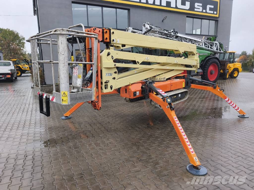JLG X 23 J Truck mounted aerial platforms