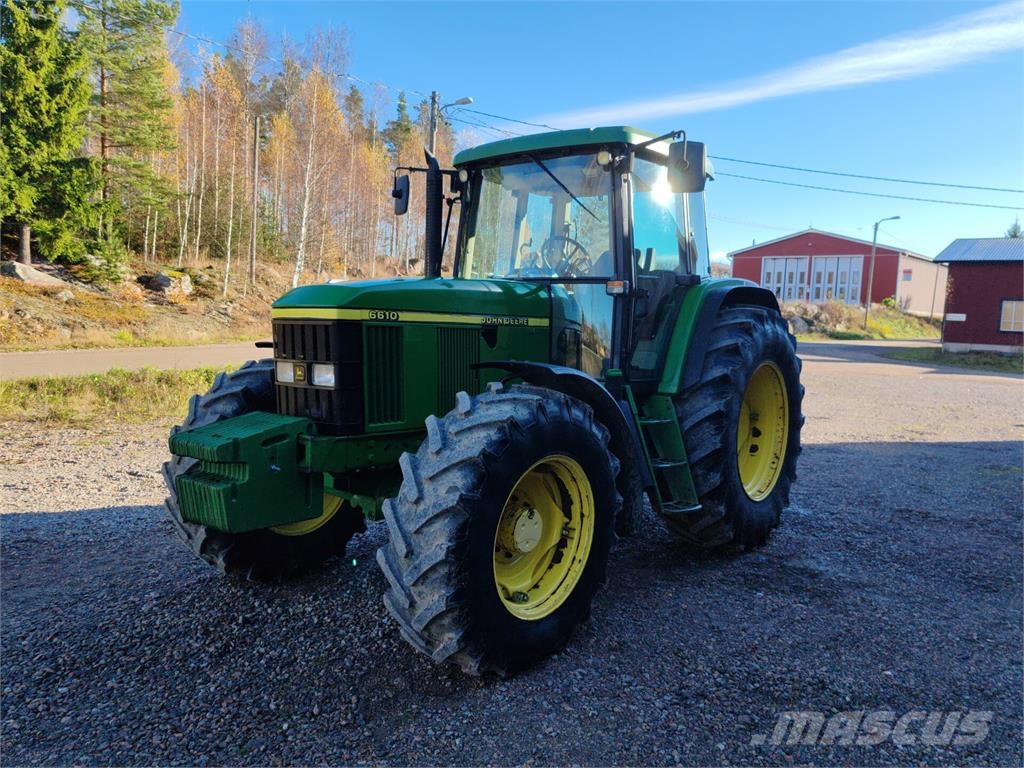 John Deere 6610 SE Tractoren