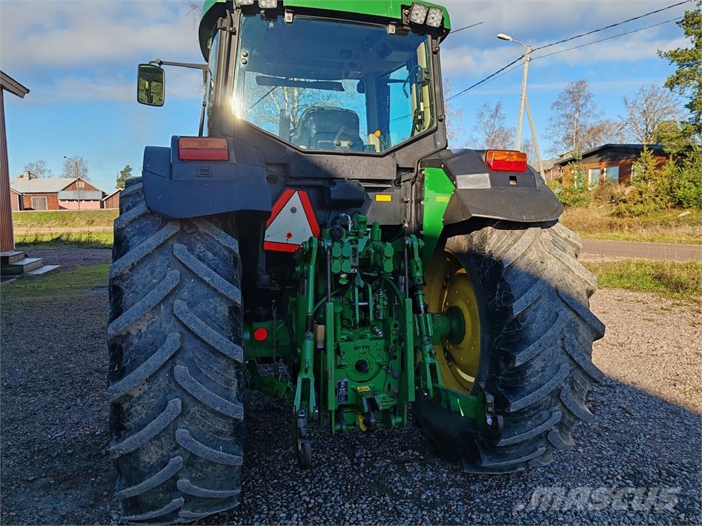 John Deere 6610 SE Tractoren
