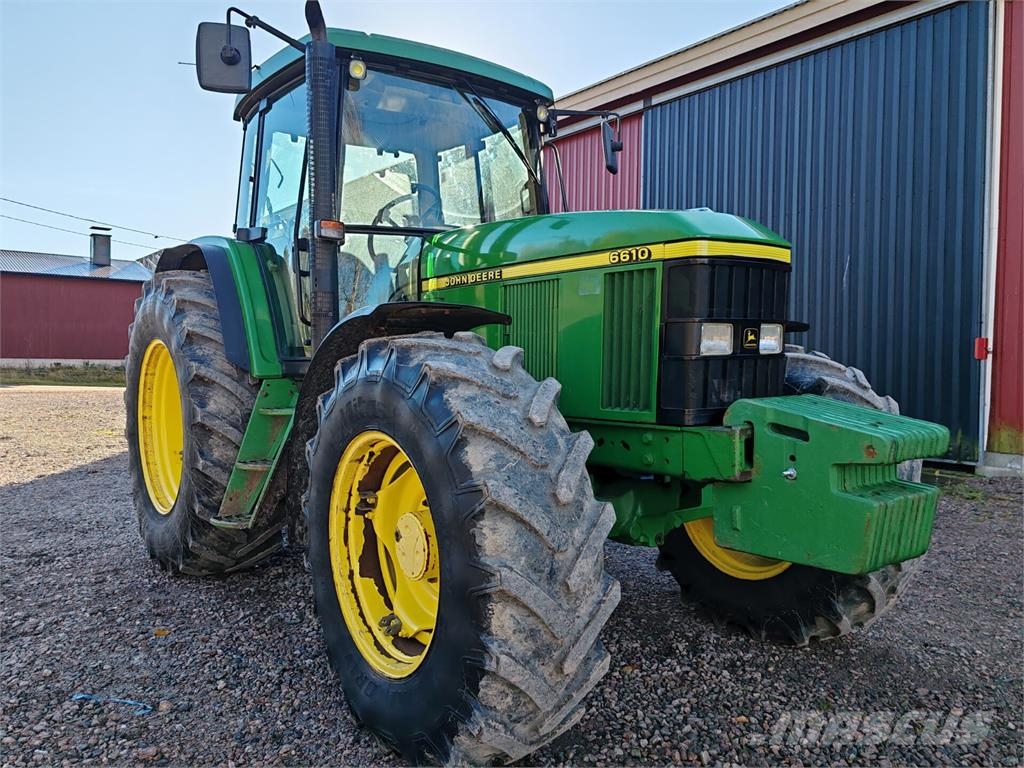 John Deere 6610 SE Tractoren