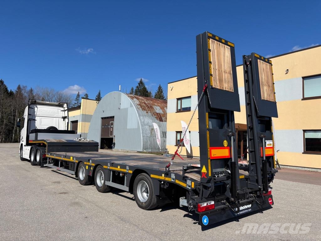 Kässbohrer Lowbed LB3E + STEERING + LIFTING AXLE Low loader-semi-trailers