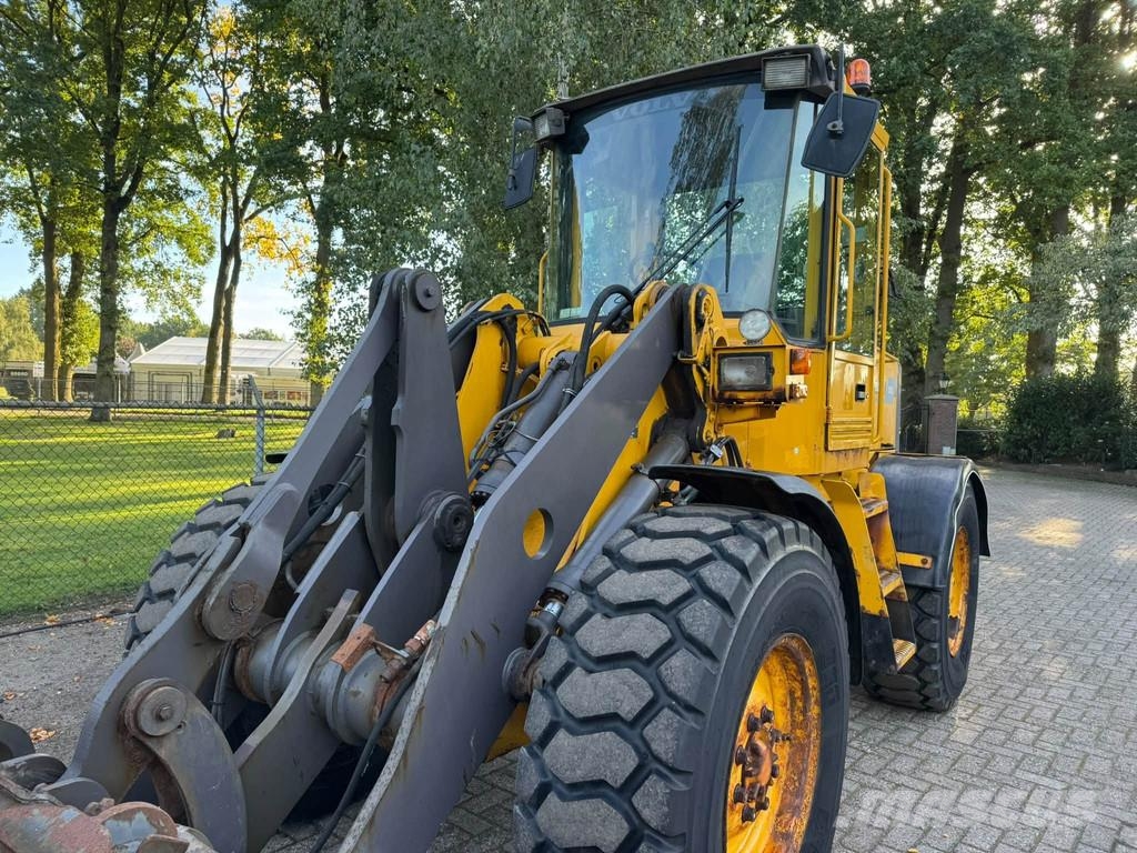 Volvo L50C Shovel loader + kenteken Pale gommate