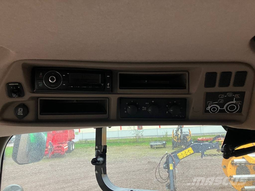 Case IH Maxxum 130 CVX Tractors