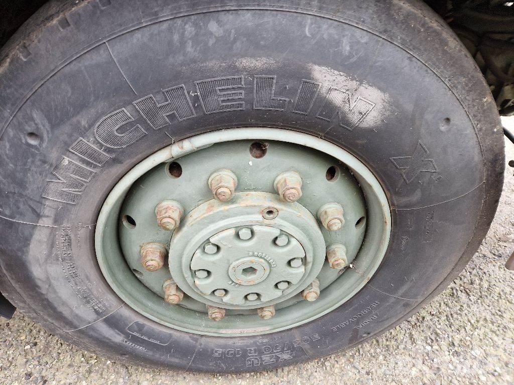 Terberg F750 4x4 Camiones con caja de remolque