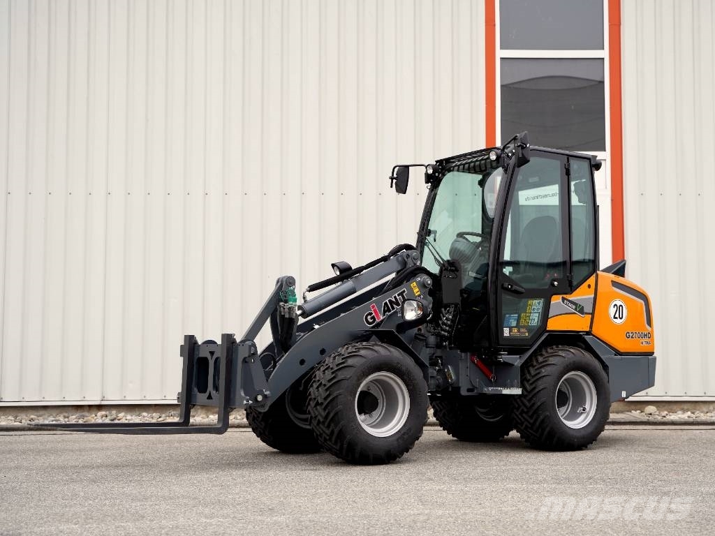 GiANT Radlader G2700 X-tra HD Hoflader - Kompaktlader Kompaktlader