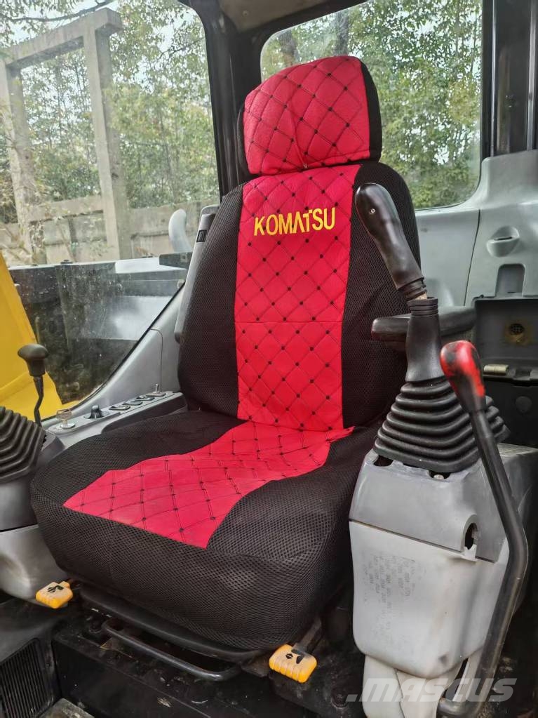 Komatsu PC 128 US حفارات وسط 7 طن - 12 طن