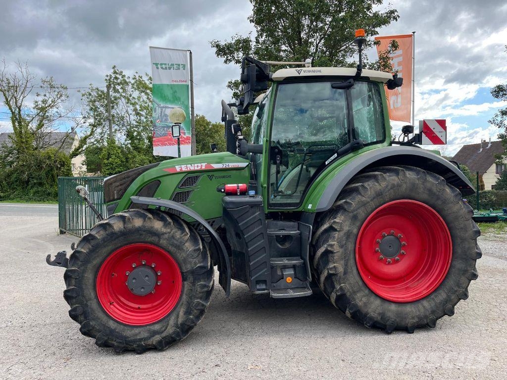 Fendt 724 VARIO POWER Trattori
