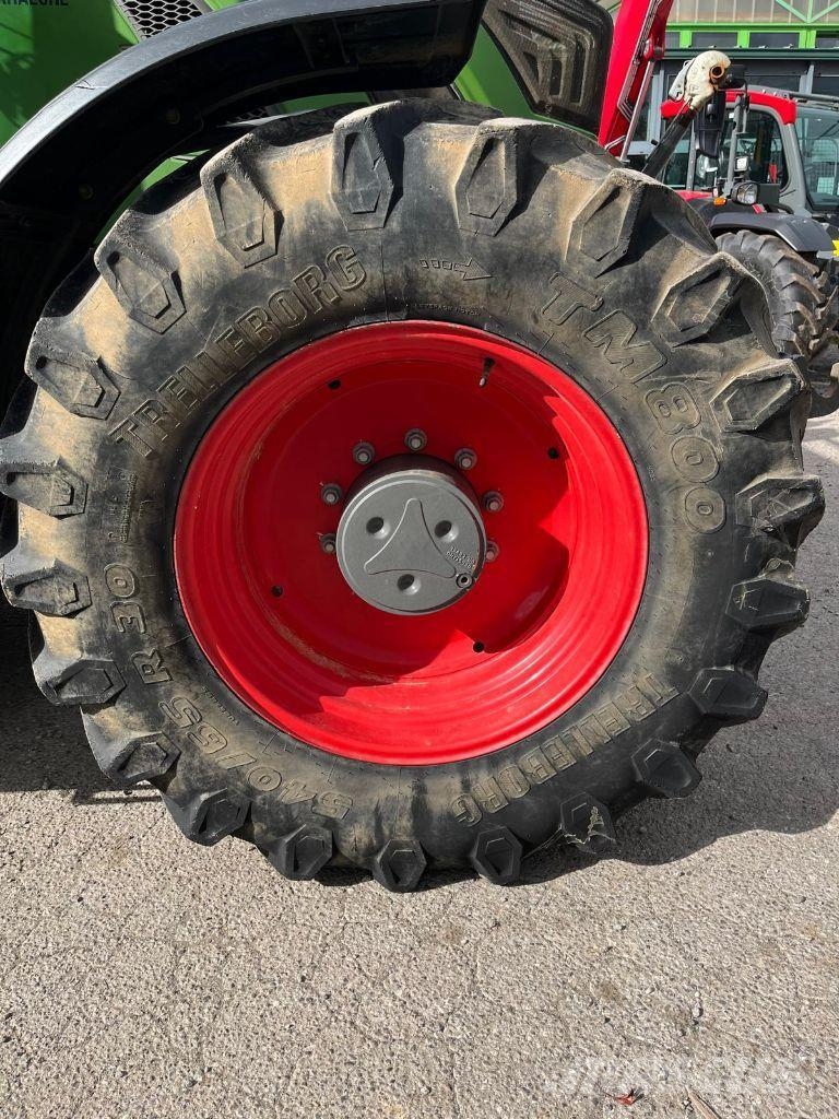 Fendt 724 VARIO POWER الجرارات