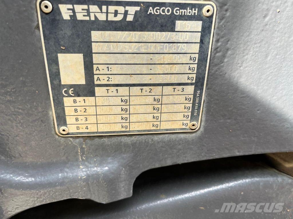 Fendt 724 VARIO POWER Trattori