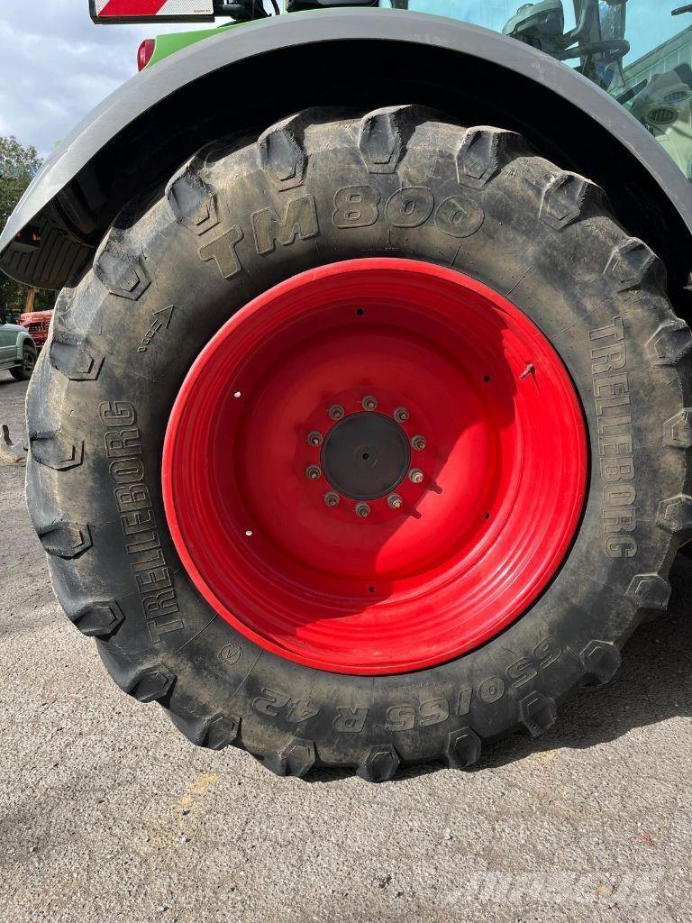 Fendt 724 VARIO POWER 트랙터