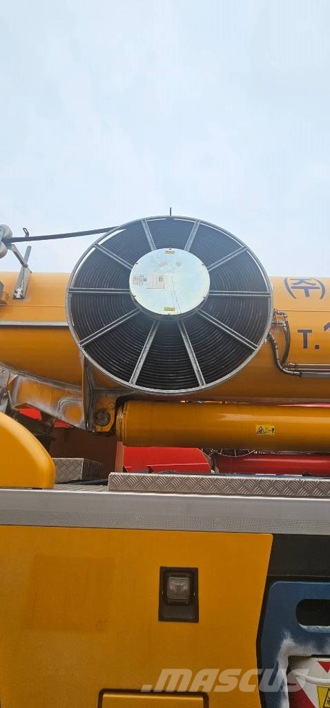 Demag AC 300-6 Mobiilinosturit