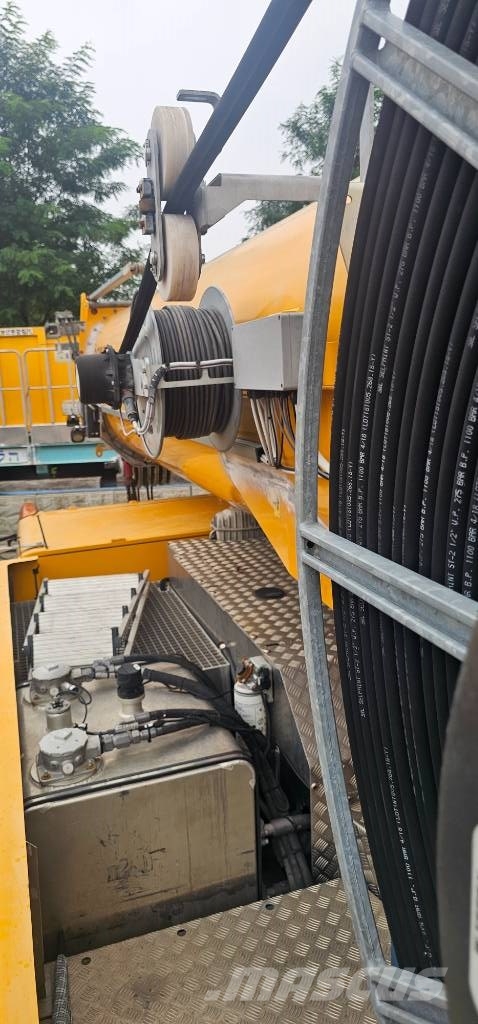 Demag AC 300-6 Mobiilinosturit