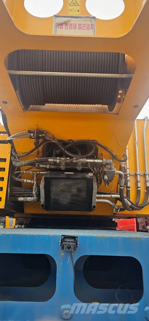 Demag AC 300-6 Mobiilinosturit