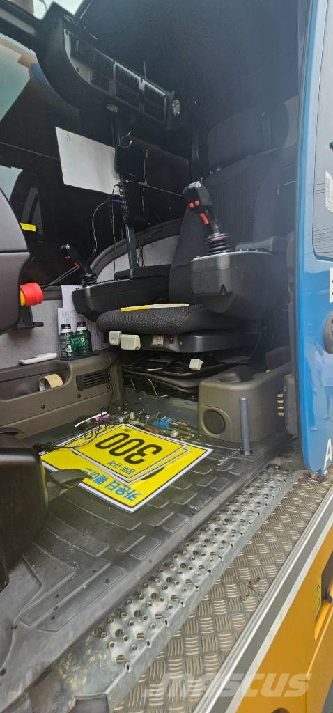 Demag AC 300-6 Mobiilinosturit