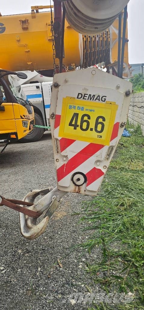 Demag AC 300-6 Mobiilinosturit