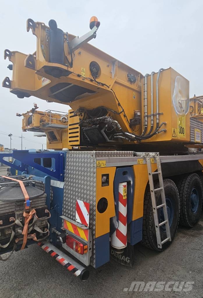 Demag AC 300-6 Mobiilinosturit