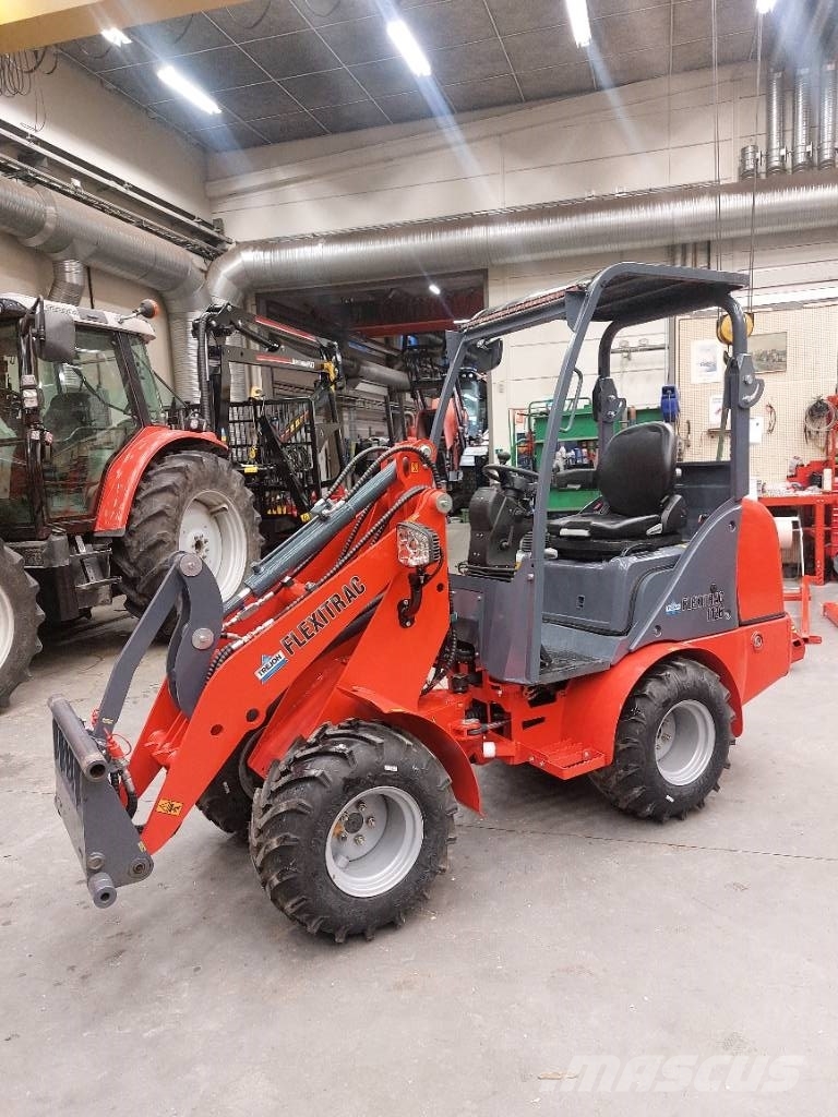 Flexitrac 1126 Tractors