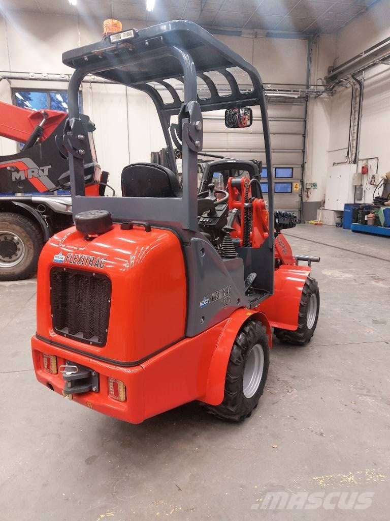 Flexitrac 1126 Tractors
