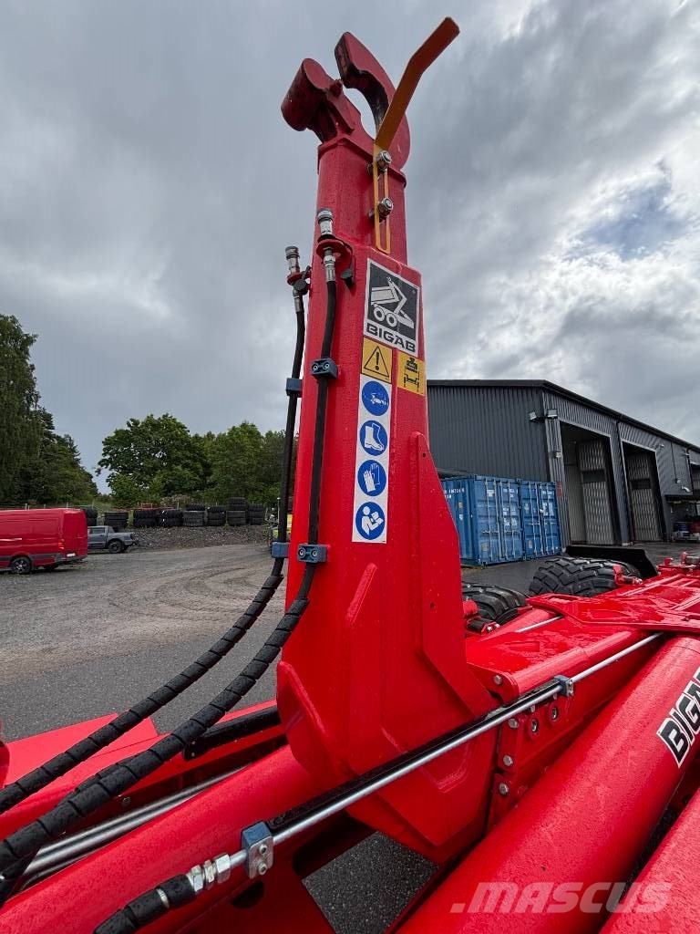 Bigab B 20 Anhänger mit Hakenlift