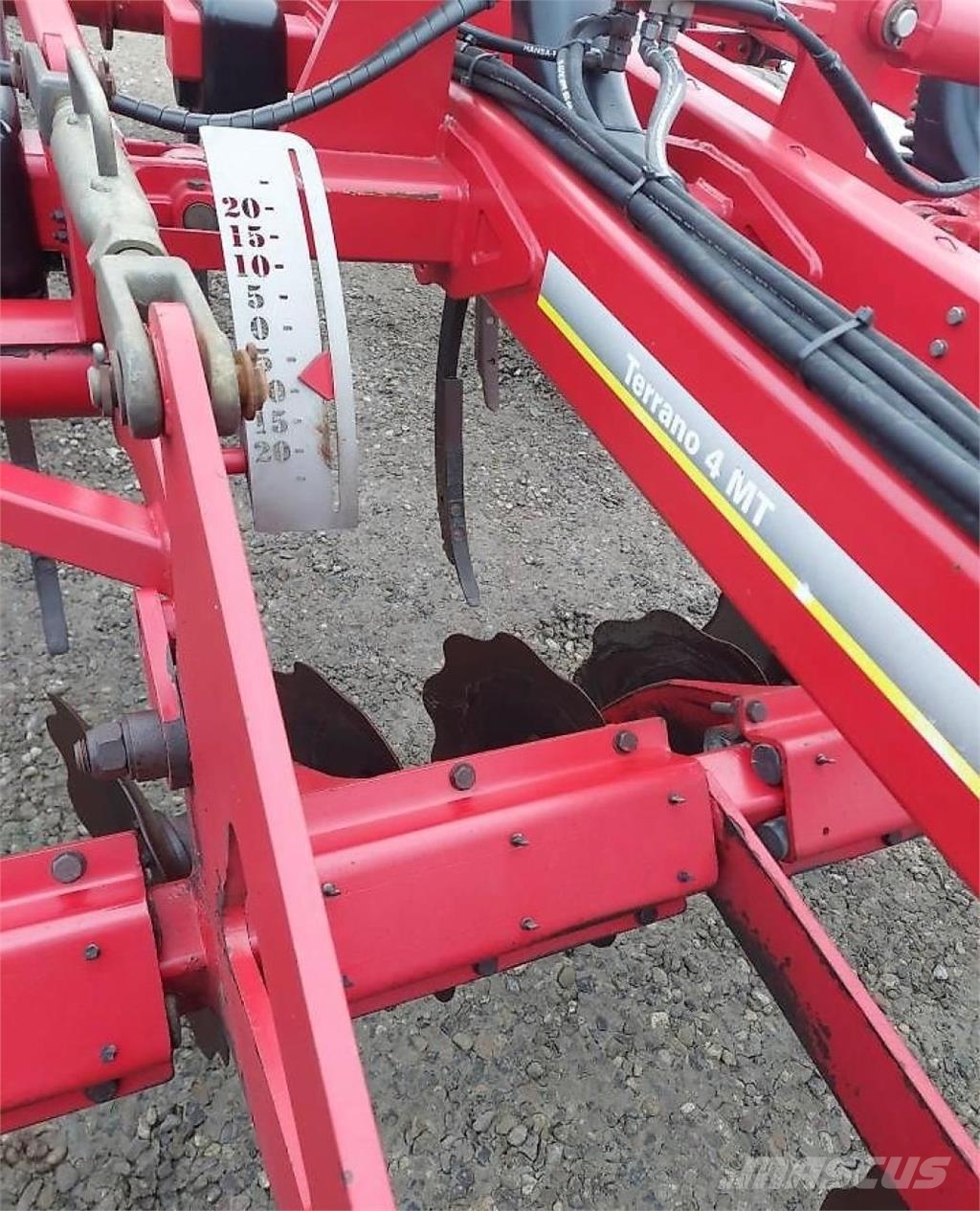 Horsch Terrano 4 MT Cultivadoras