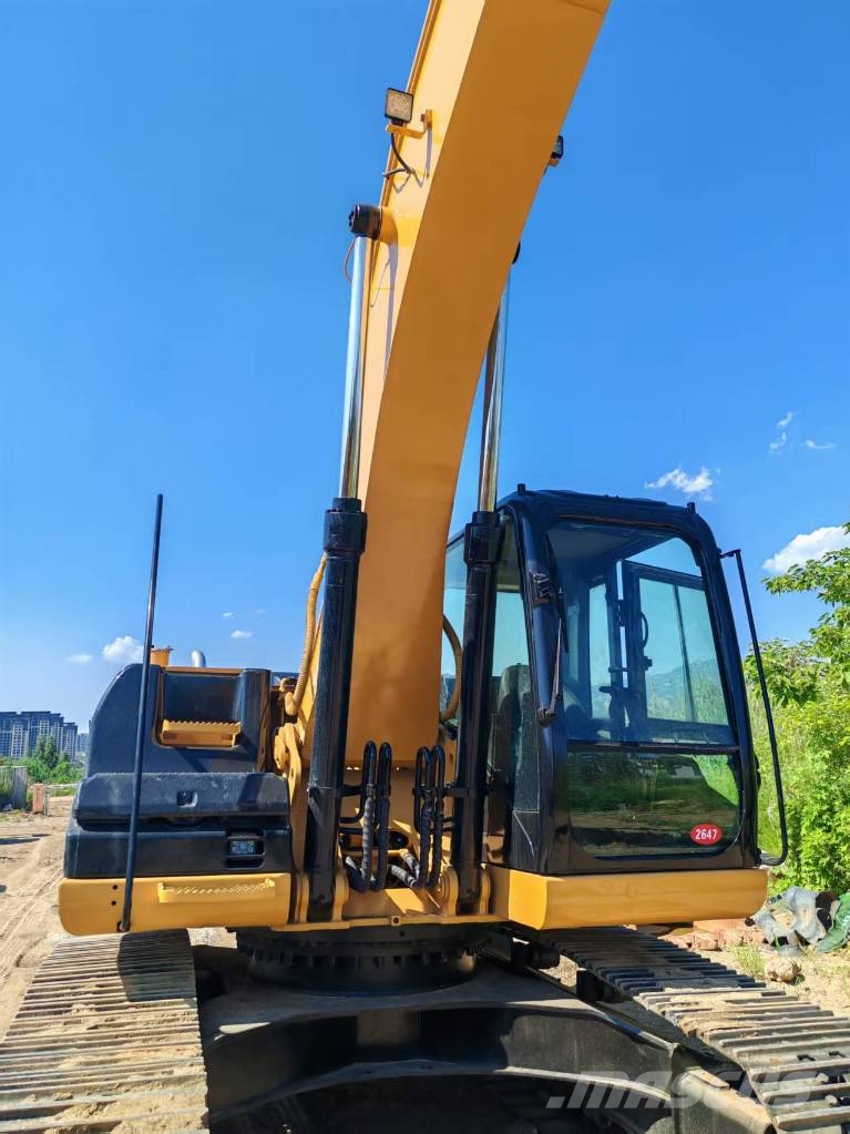 CAT 320 D Гусеничные экскаваторы