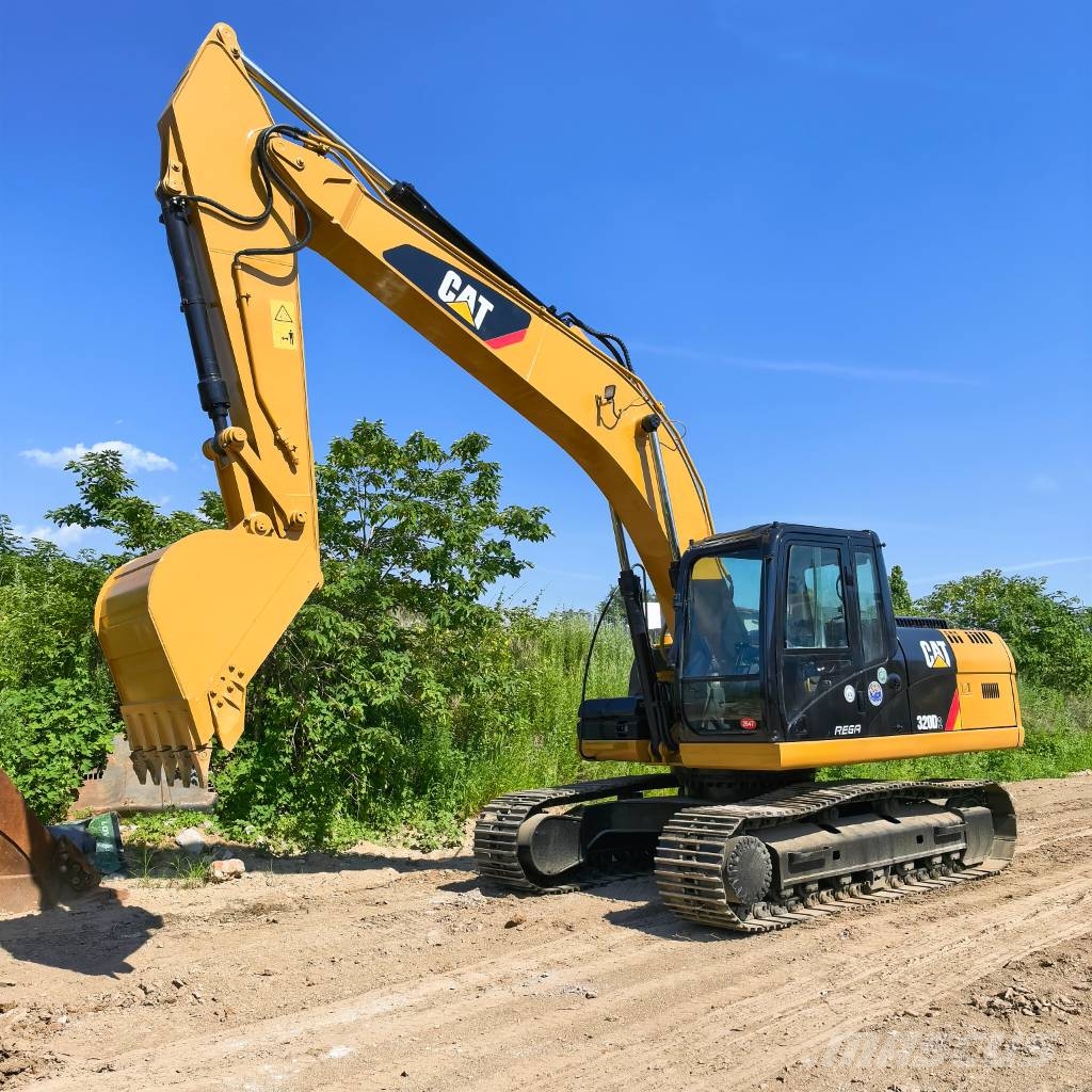 CAT 320 D Гусеничные экскаваторы