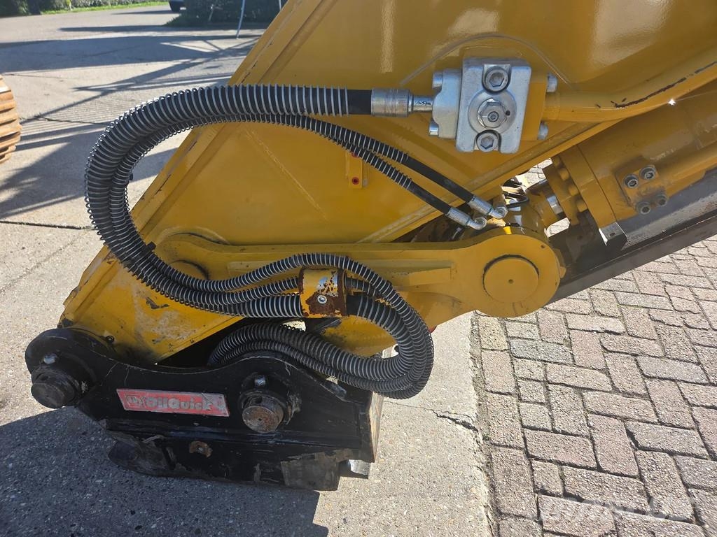 SDLG E6305H, 2025, 551 uur, ALS NIEUW! Vikšriniai ekskavatoriai