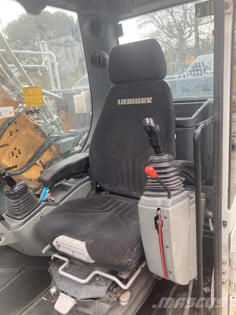 Liebherr R 922 Litronic Crawler excavators