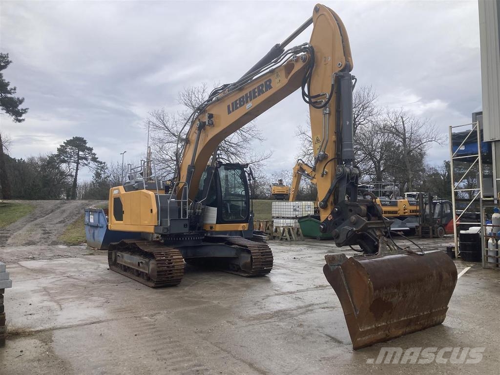 Liebherr R 922 Litronic Crawler excavators