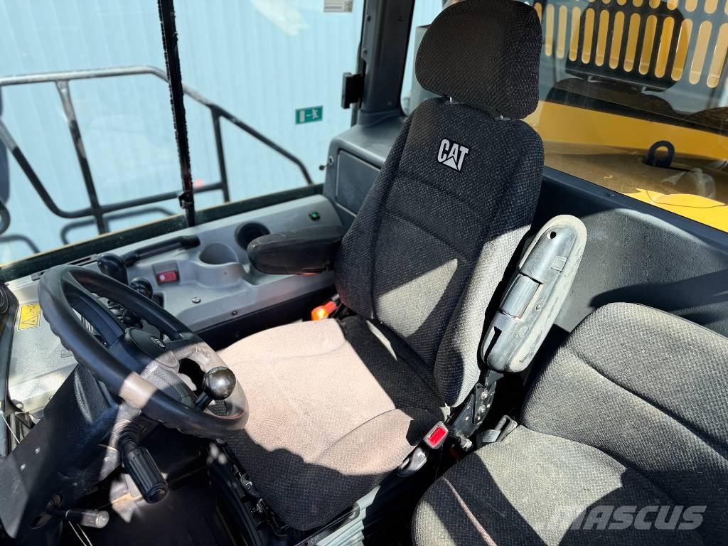 CAT 730C2 Tombereau articulé