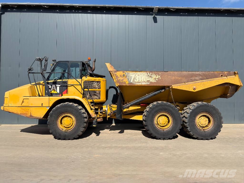 CAT 730C2 Tombereau articulé