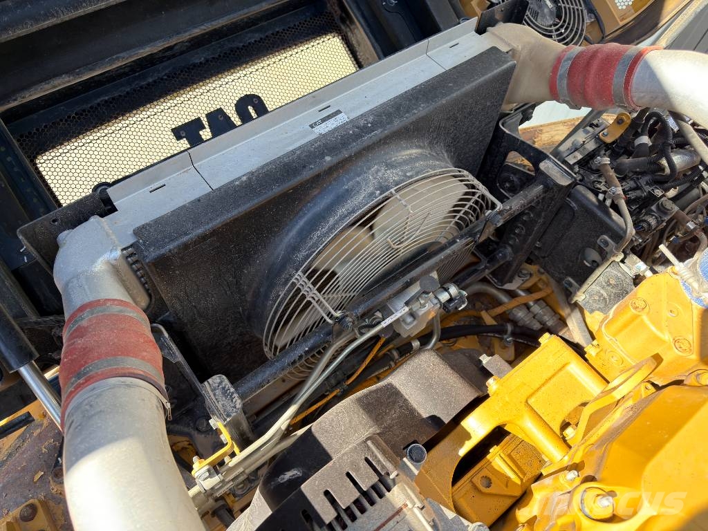 CAT 730C2 Tombereau articulé